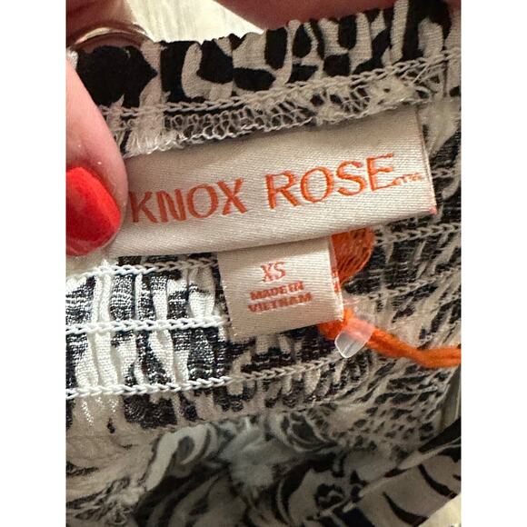 Knox Rose Sundress Fit Flare Adjustable Straps Black White Floral Smocked XS - Picture 8 of 10